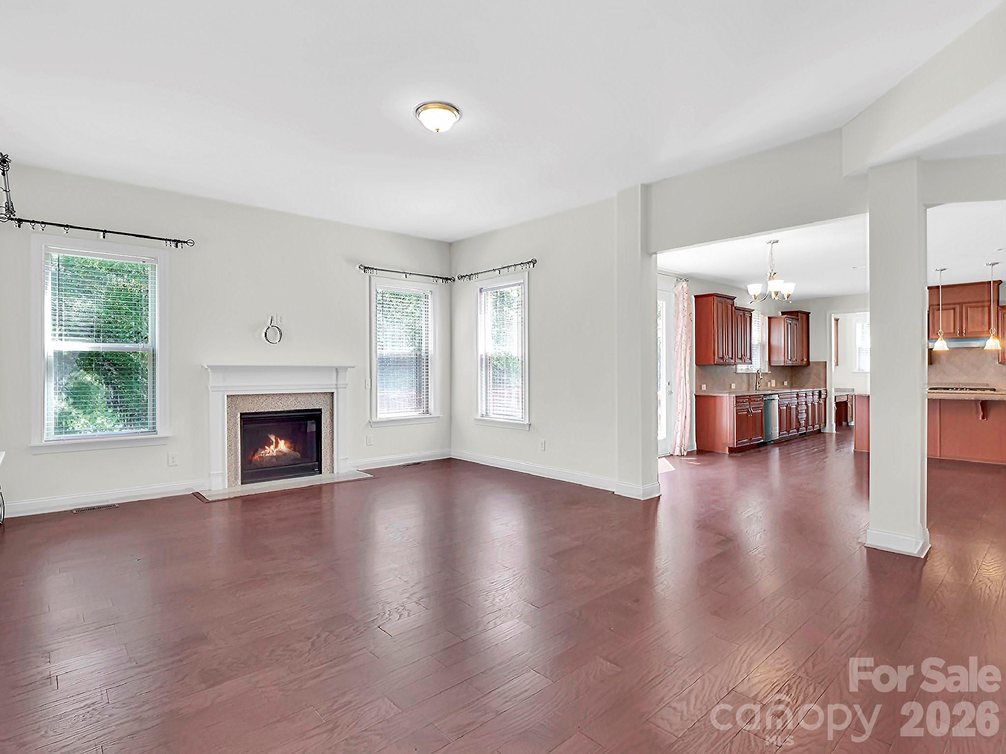 Lake Forest Preserve - Residential