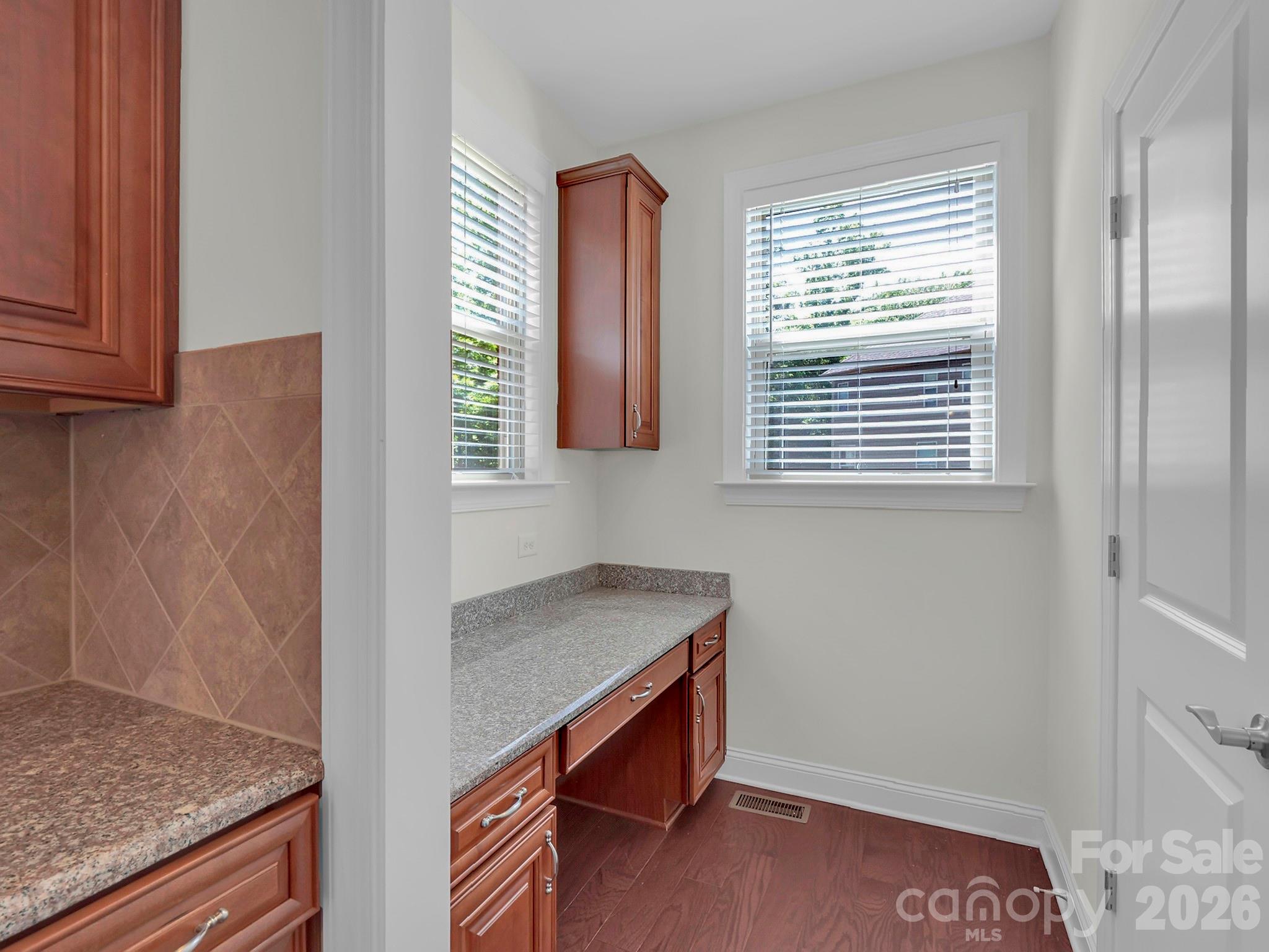 Lake Forest Preserve - Residential