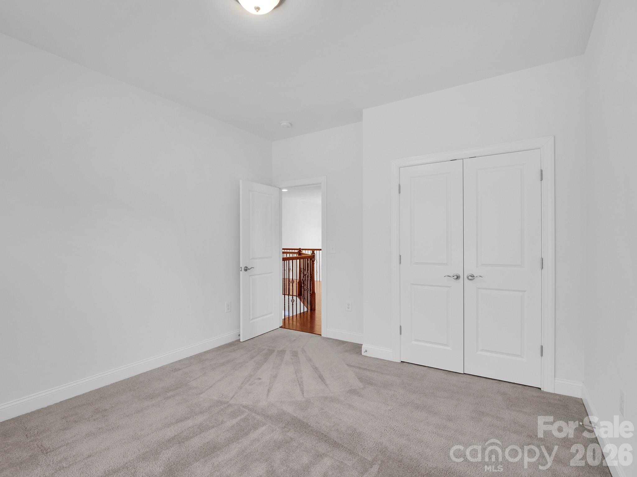 Lake Forest Preserve - Residential