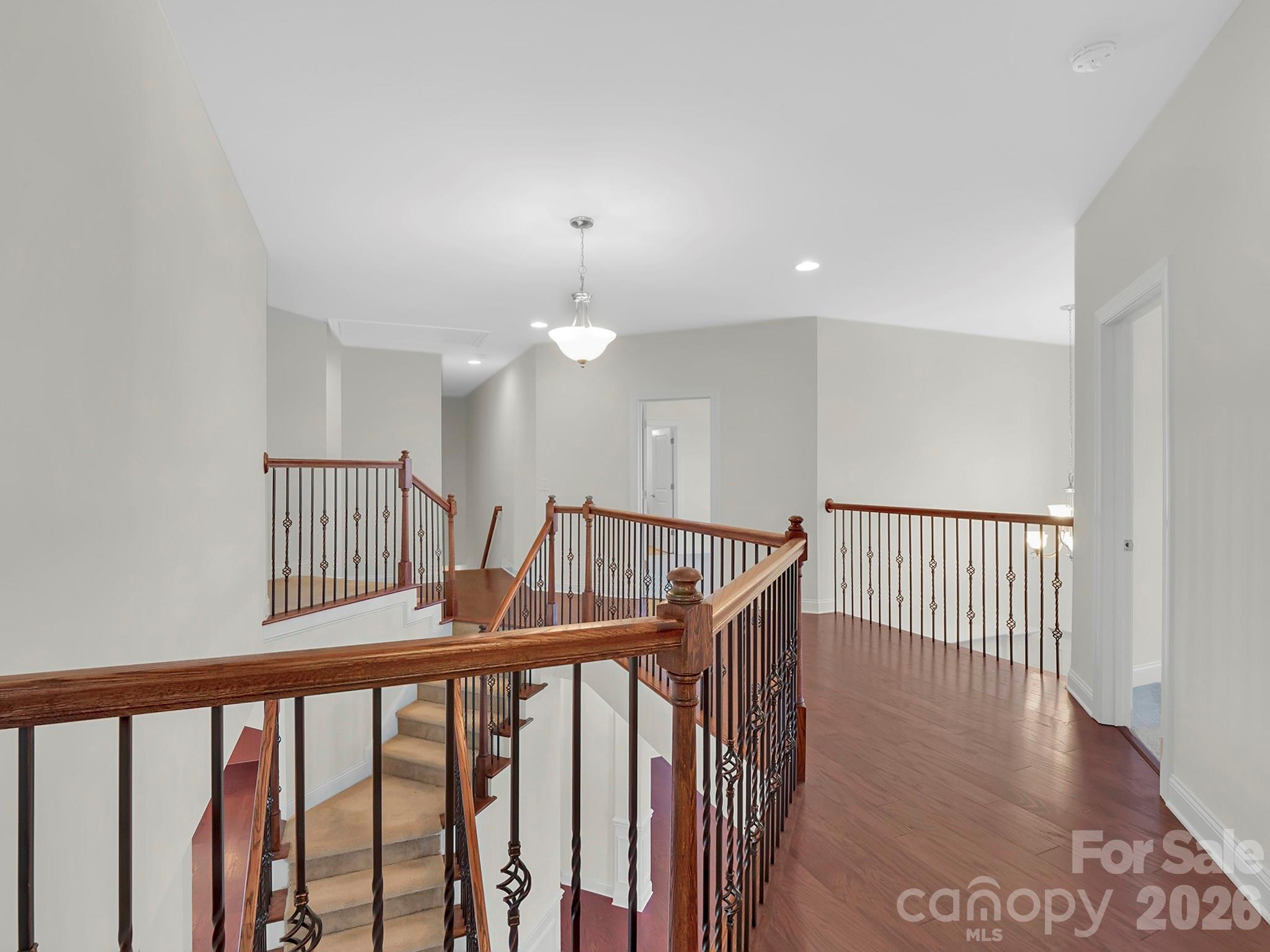 Lake Forest Preserve - Residential