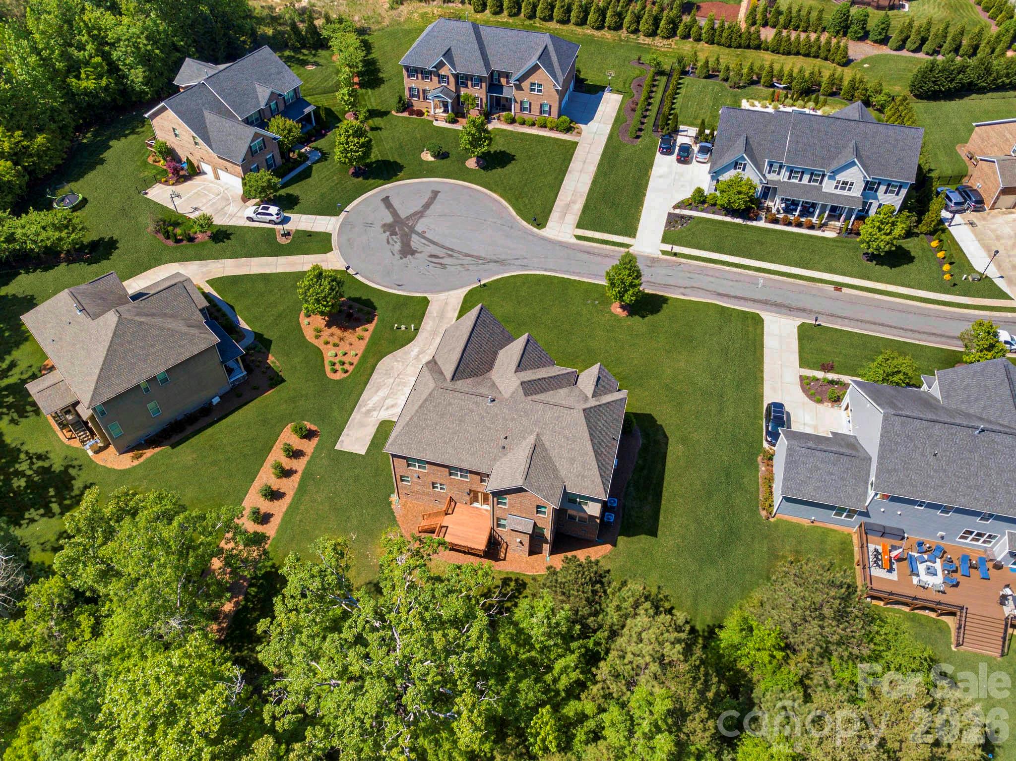 Lake Forest Preserve - Residential