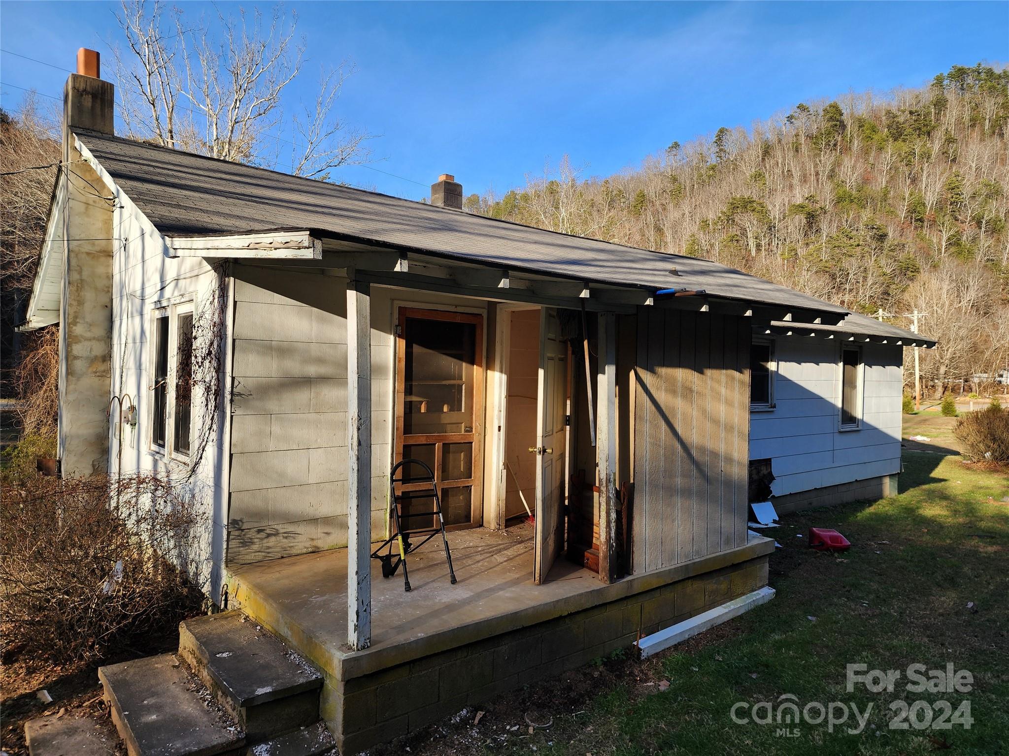 44 Little East Fork Road