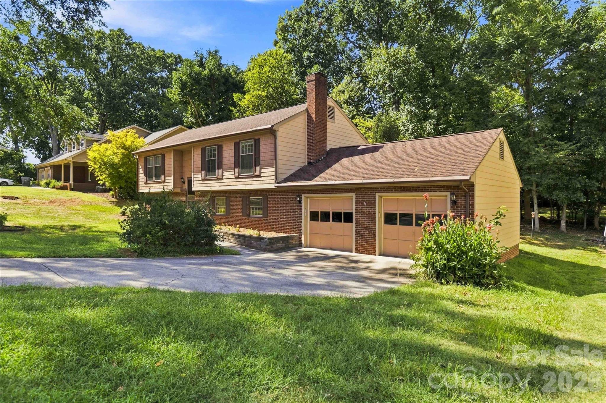 5000 Cedar Forest Drive