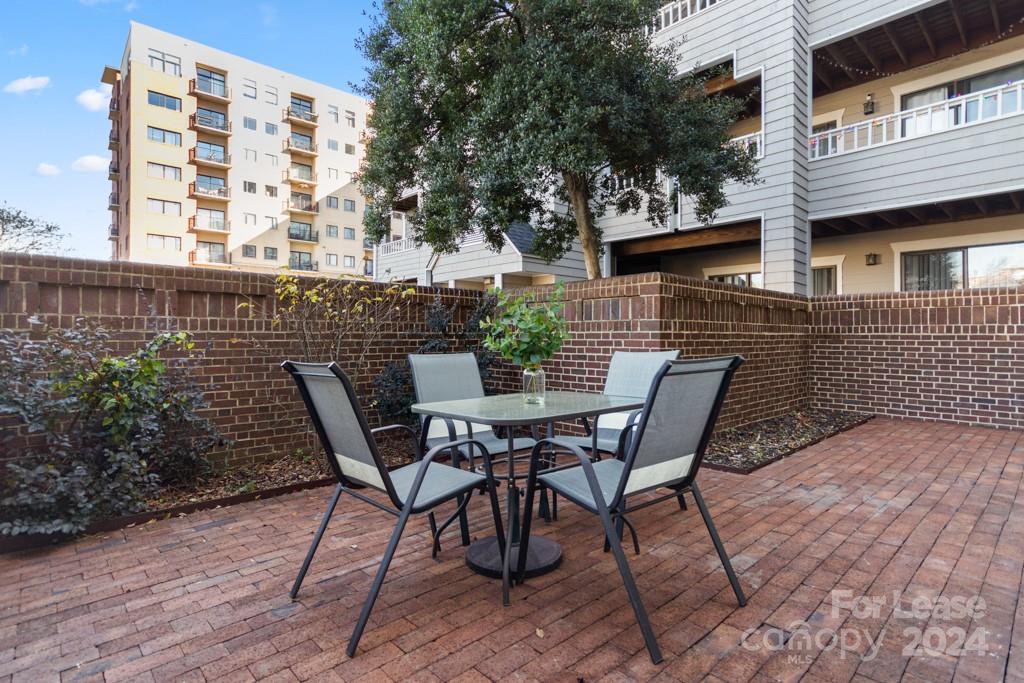 Barringer Square - Residential Lease