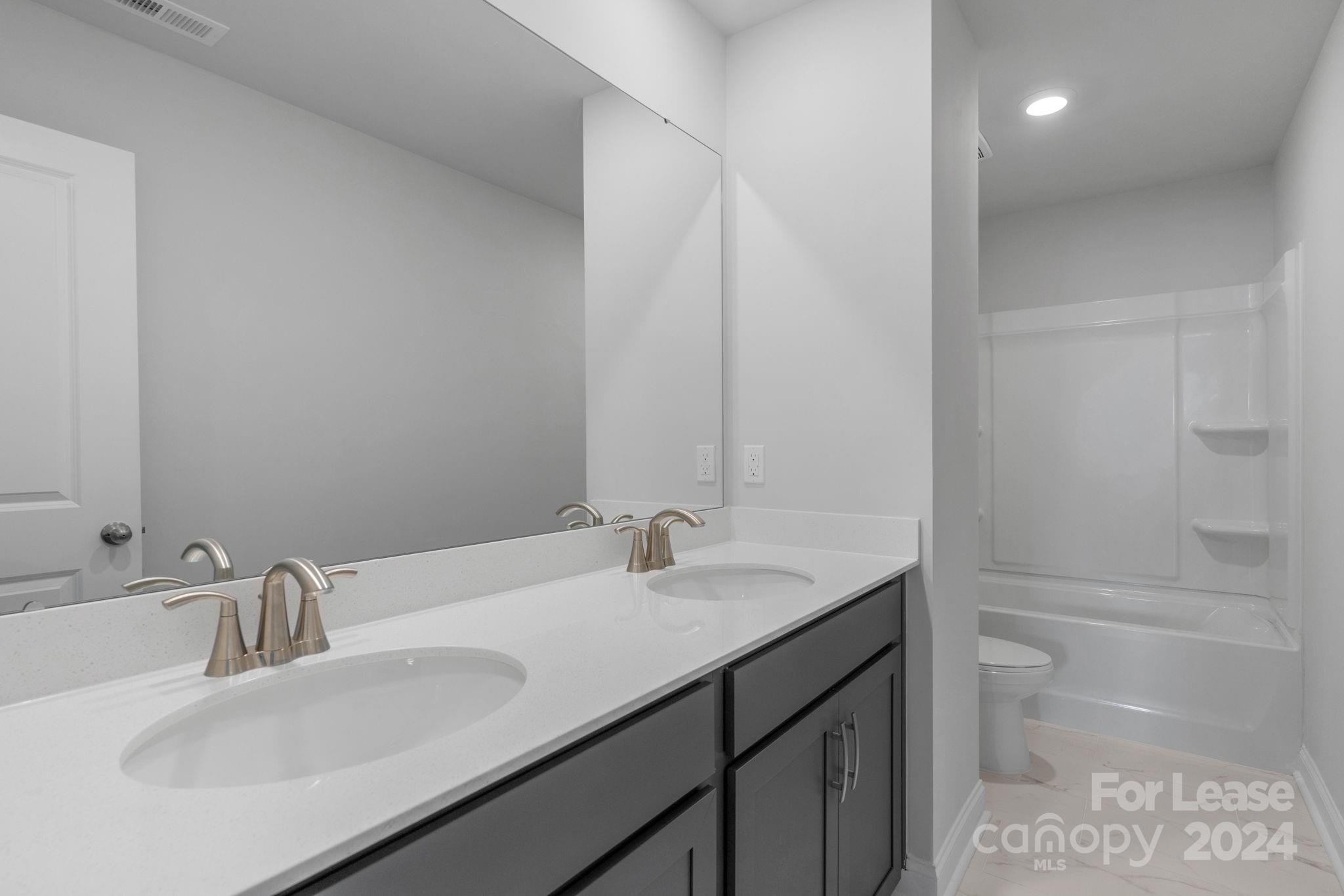 Medlin Forest - Residential Lease