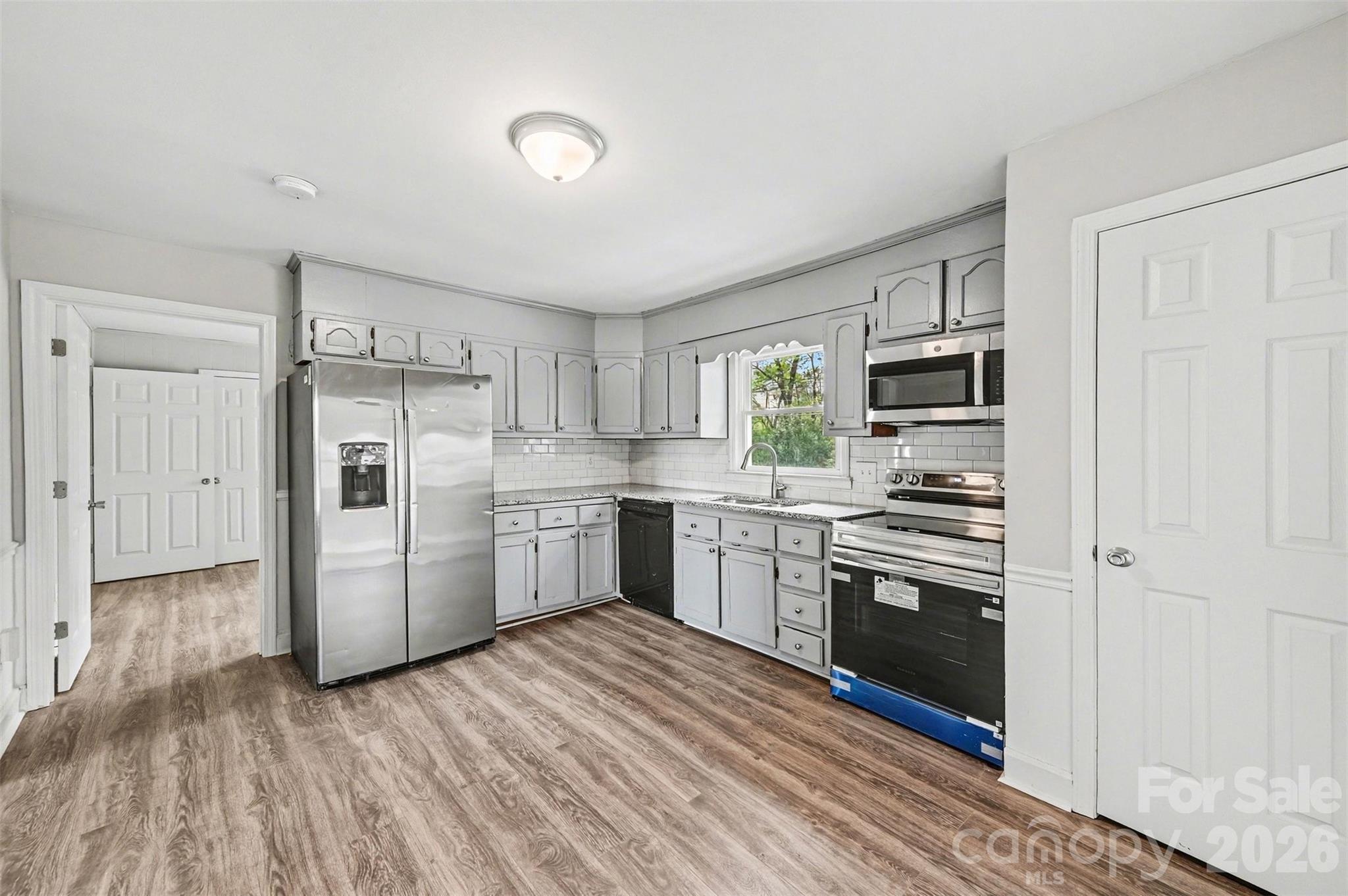 2917 Dalecrest Drive