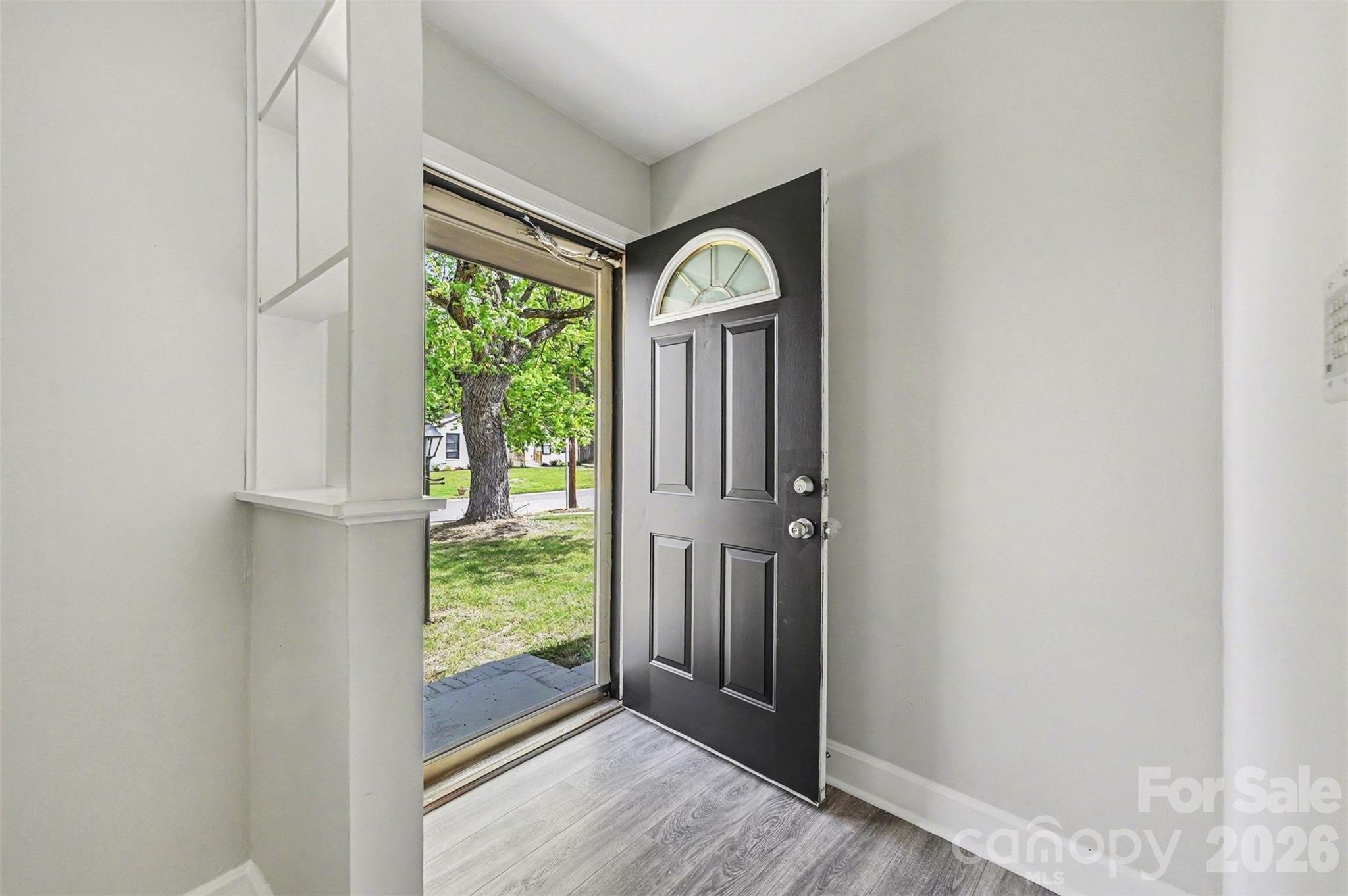 2917 Dalecrest Drive