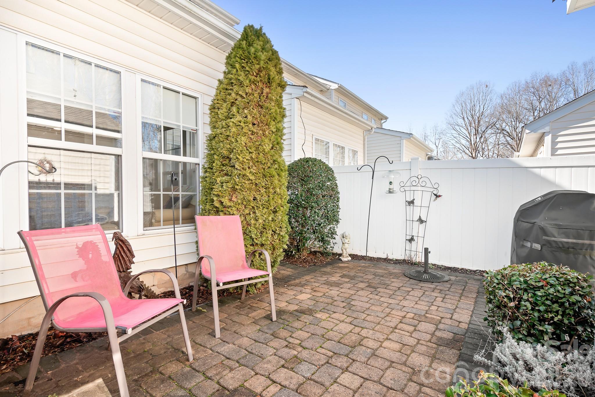 Glenridge Townhomes - Residential