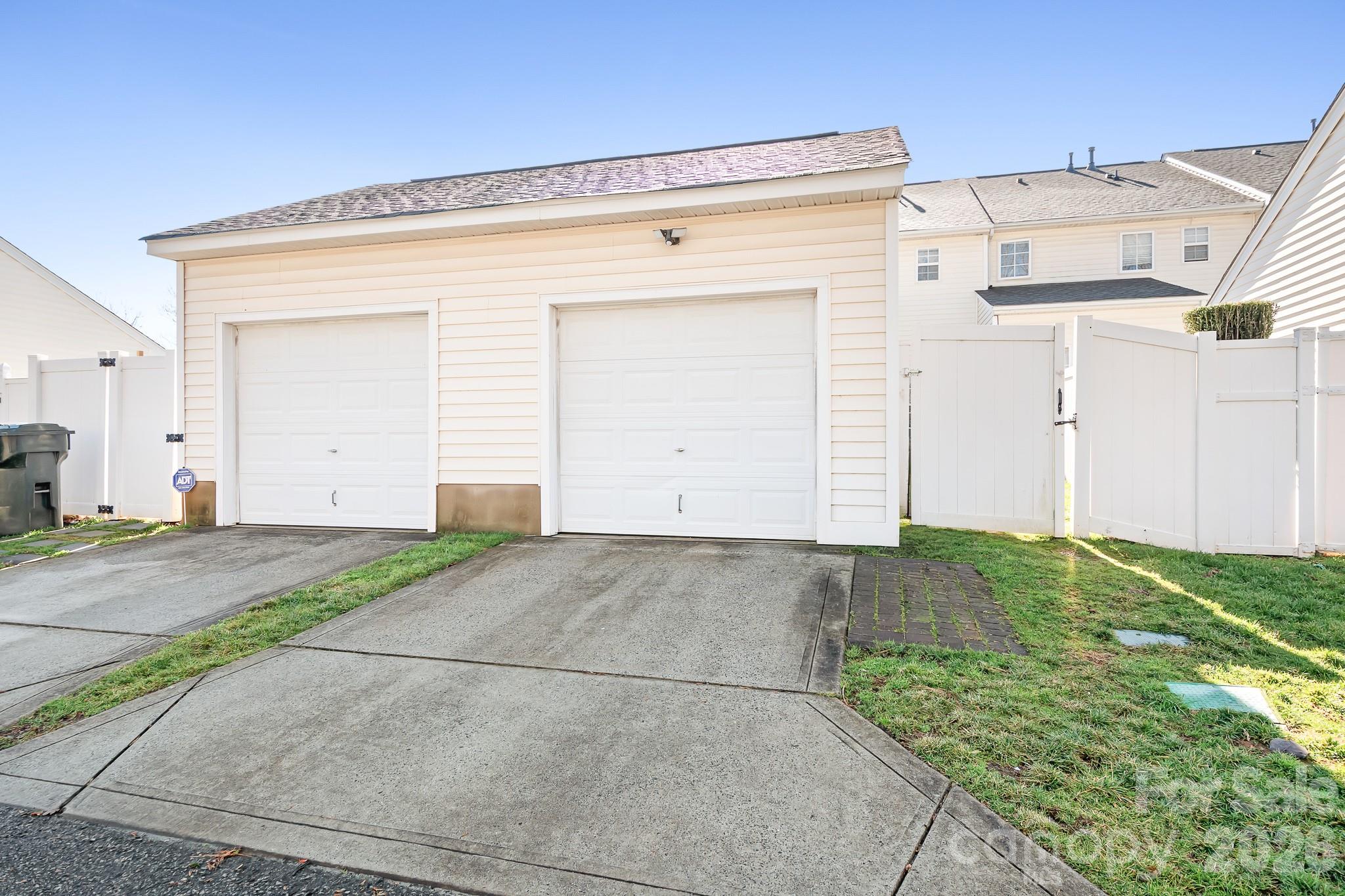 Glenridge Townhomes - Residential