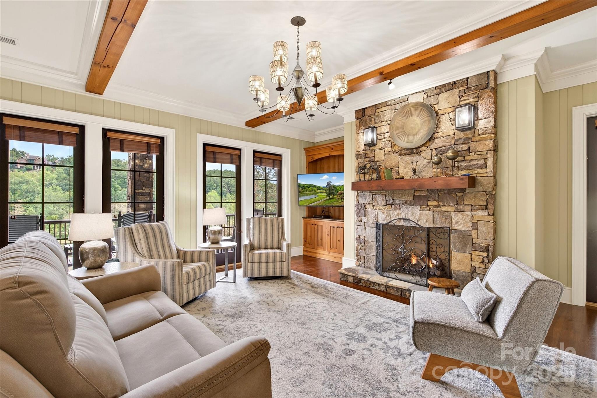 305 Clubhouse Lane B102