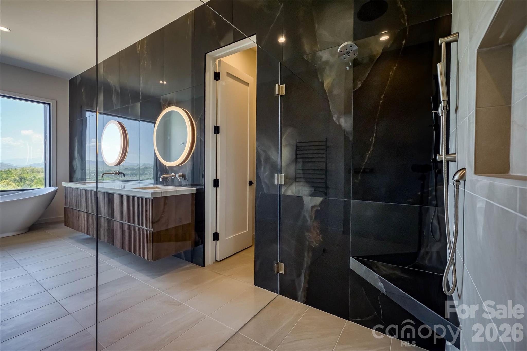 Grandview Peaks - Residential