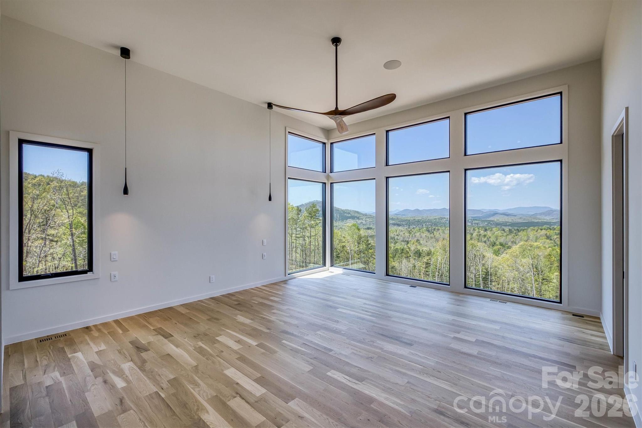 Grandview Peaks - Residential