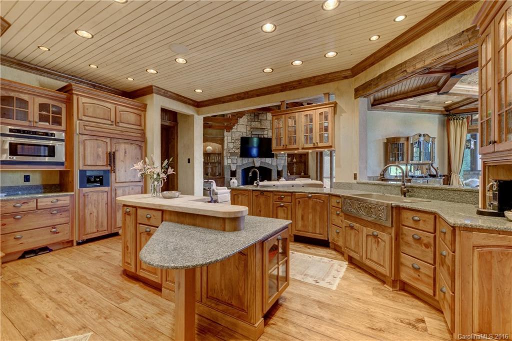 Lake Toxaway Estates - Residential