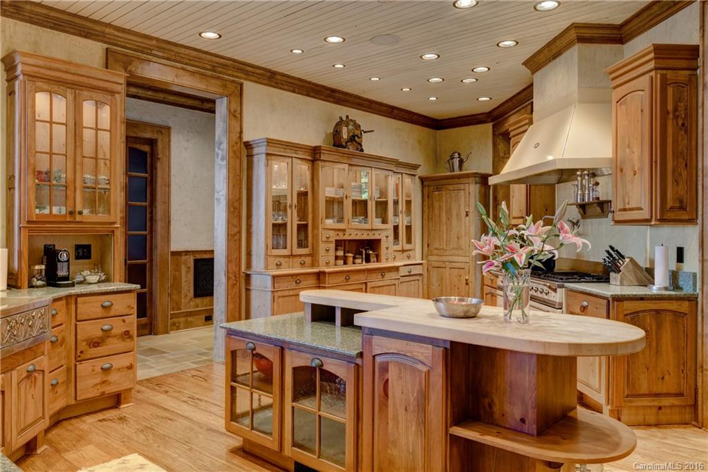 Lake Toxaway Estates - Residential