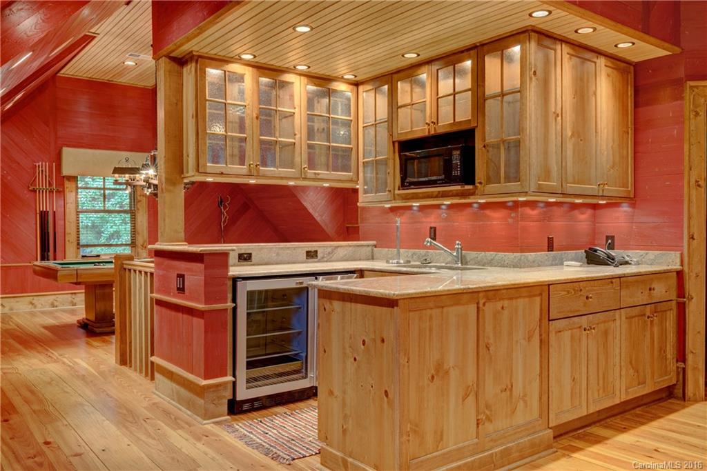 Lake Toxaway Estates - Residential