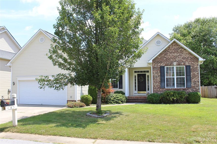 Located in Arden, a highly desirable area known for its natural beauty and convenient access to amenities, this property offers the best of both worlds. From outdoor adventures in the nearby Blue Ridge Mountains to the vibrant arts and culture scene in Asheville, there is always something to explore and enjoy just moments away.
The living spaces are designed with both elegance and comfort in mind. The living room features a cozy fireplace, providing a focal point for relaxation and intimate conversations. The formal dining room exudes sophistication, inviting cherished moments of togetherness and unforgettable dining experiences.
Retreat to the primary suite, a sanctuary of privacy and relaxation. With its generous proportions, and a spa-like en-suite bathroom, this space is a haven for rejuvenation.
Additional bedrooms and bathrooms offer versatility and comfort. Don't miss your chance to experience the epitome of serenity in Arden, NC. $5000 allowance toward new floor covering.