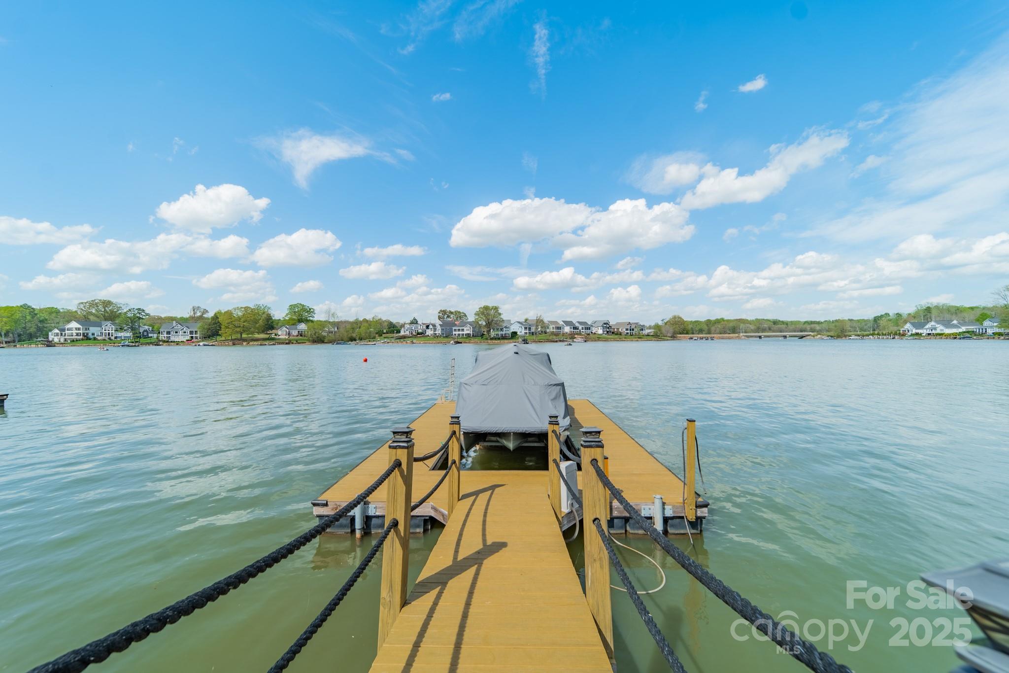 LakeWalk - Residential