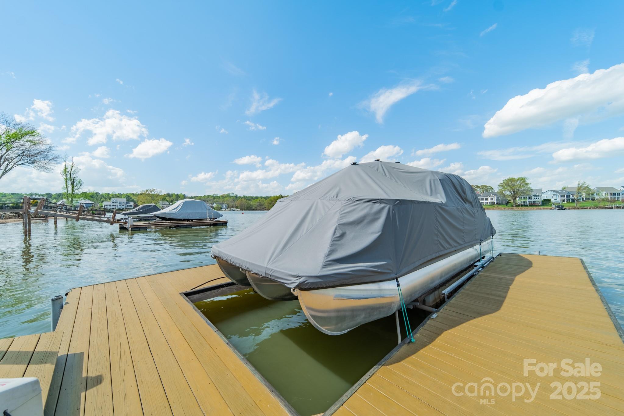 LakeWalk - Residential