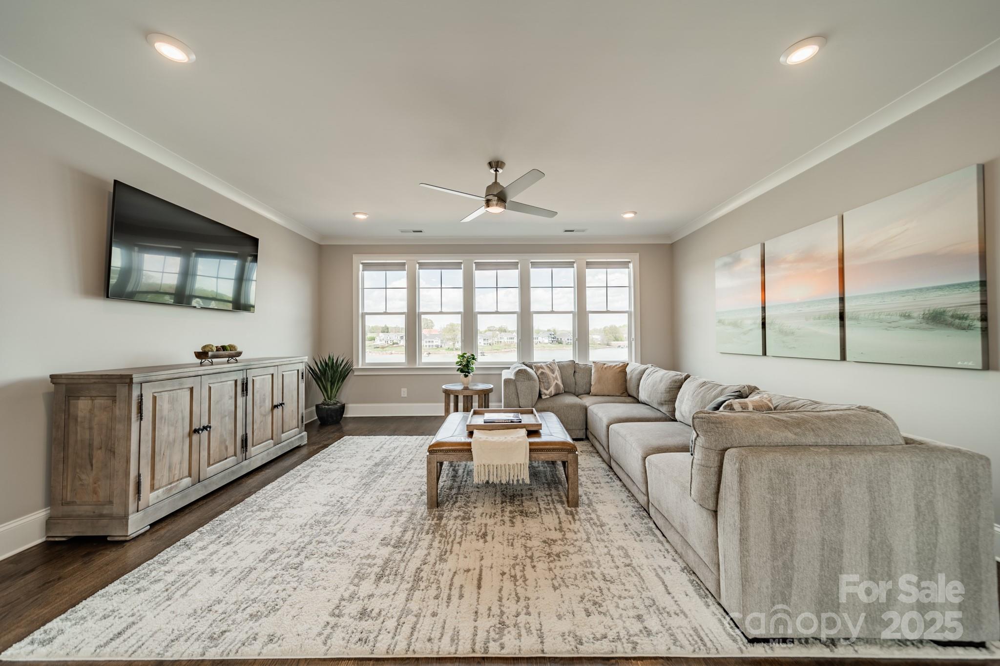 LakeWalk - Residential