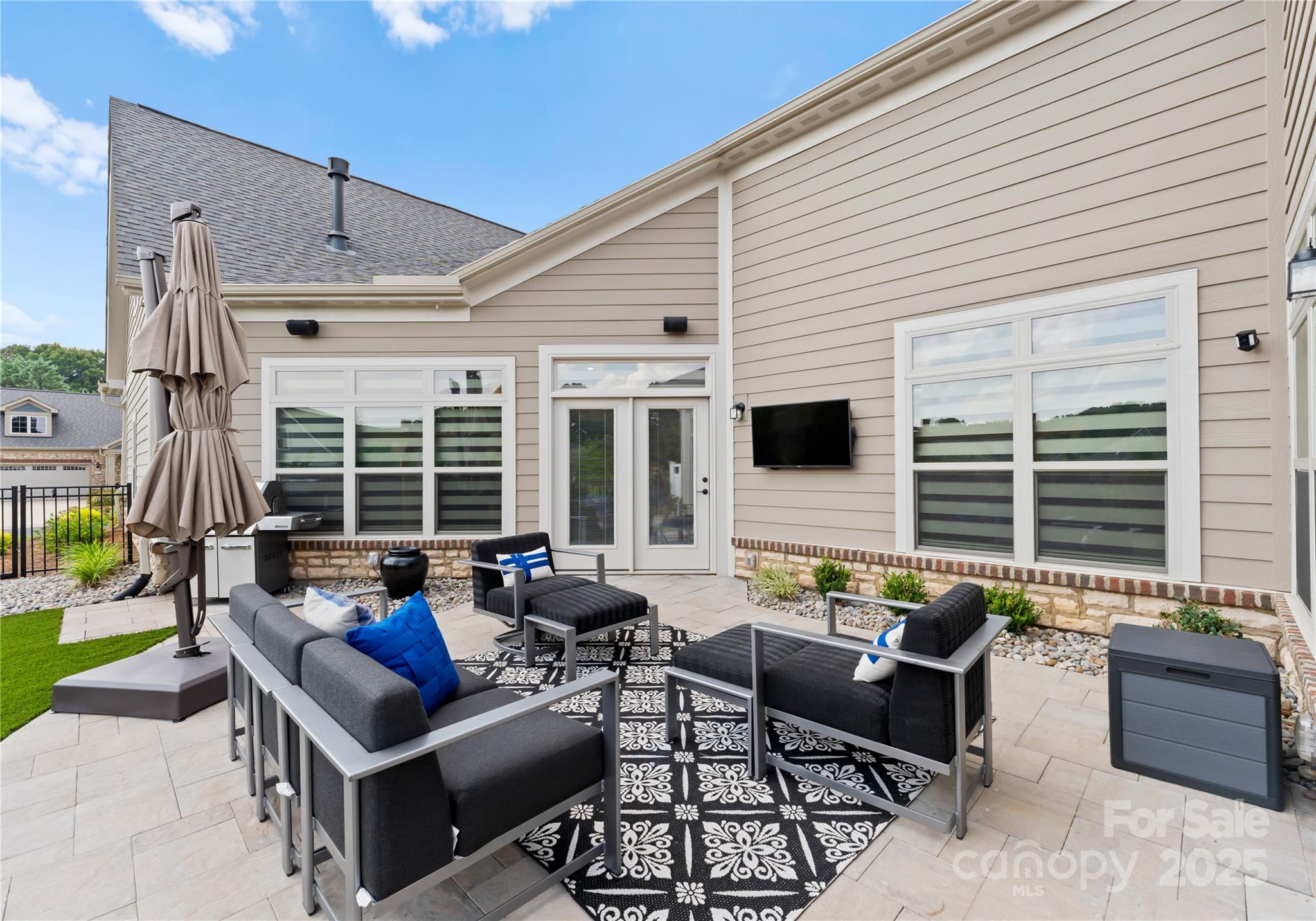 Courtyards at Mint Hill - Residential