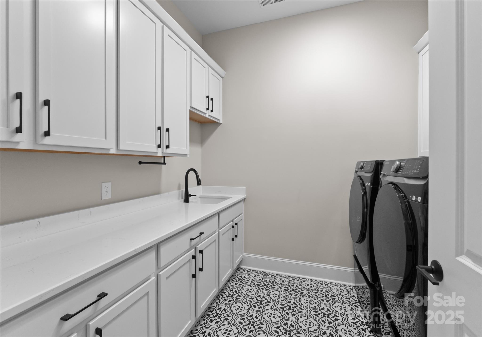 Courtyards at Mint Hill - Residential