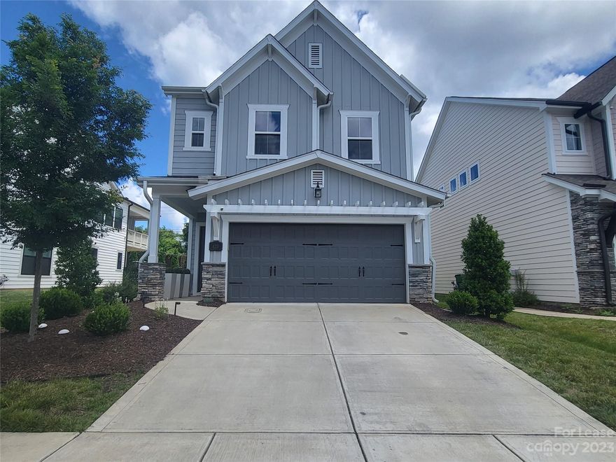 A Remarkable Rental Home with Comfort, Style, and Space

Rental home where comfort, style, and spaciousness harmoniously blend. This contemporary residence presents three generously-sized bedrooms, providing ample space for relaxation and ensuring your privacy is respected. With 2 1/2 bathrooms, including a luxurious master ensuite.

This Home spans an impressive 2,930 square feet, this home offers an abundance of room for your everyday activities. The well-designed layout maximizes every inch. Furthermore, the inclusion of a garage not only provides secure parking but also offers additional storage space for your convenience.

Nestled in a highly sought-after location, this home provides an unparalleled living experience for those seeking refinement and elegance. Immerse yourself in the comfort and sophistication of this meticulously curated home, where every detail has been thoughtfully considered to exceed your expectations.