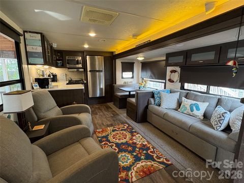 110 Sycamore Street New London NC 28127