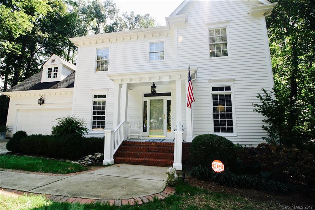 The Oaks on Providence - Residential