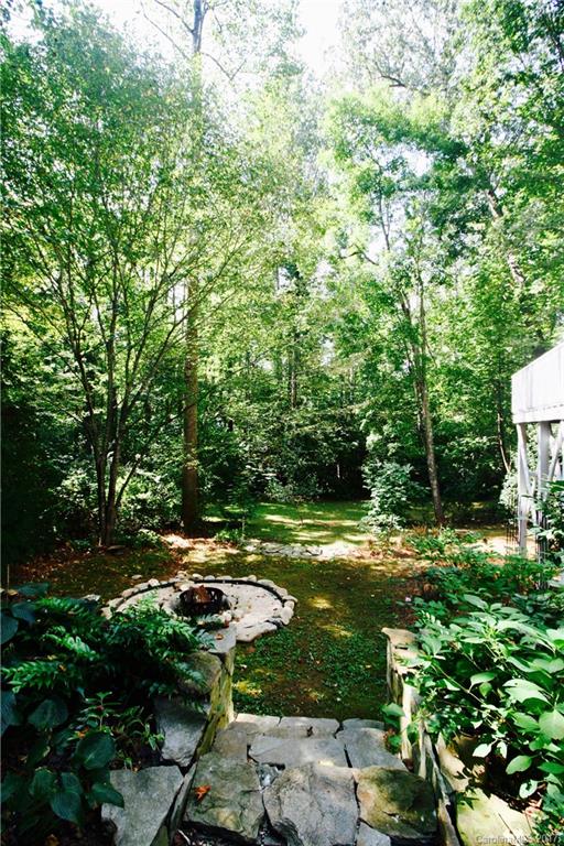 The Oaks on Providence - Residential