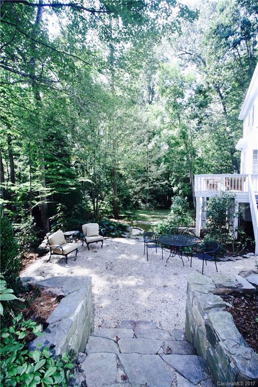 The Oaks on Providence - Residential