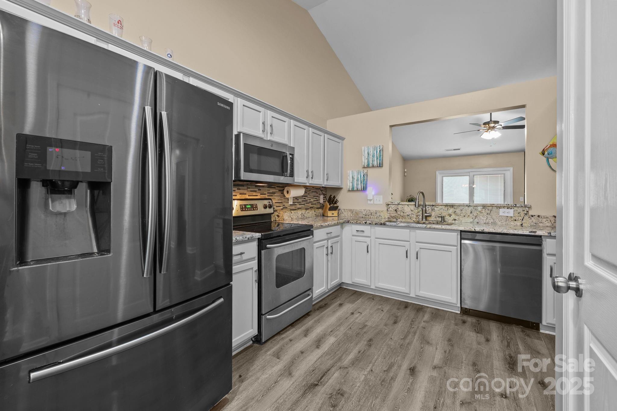 1433 Moss Creek Drive