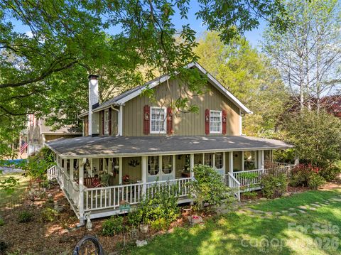 Photo of 101 Sunnywood Lane, Charlotte, NC 28270 (MLS # 4365343)