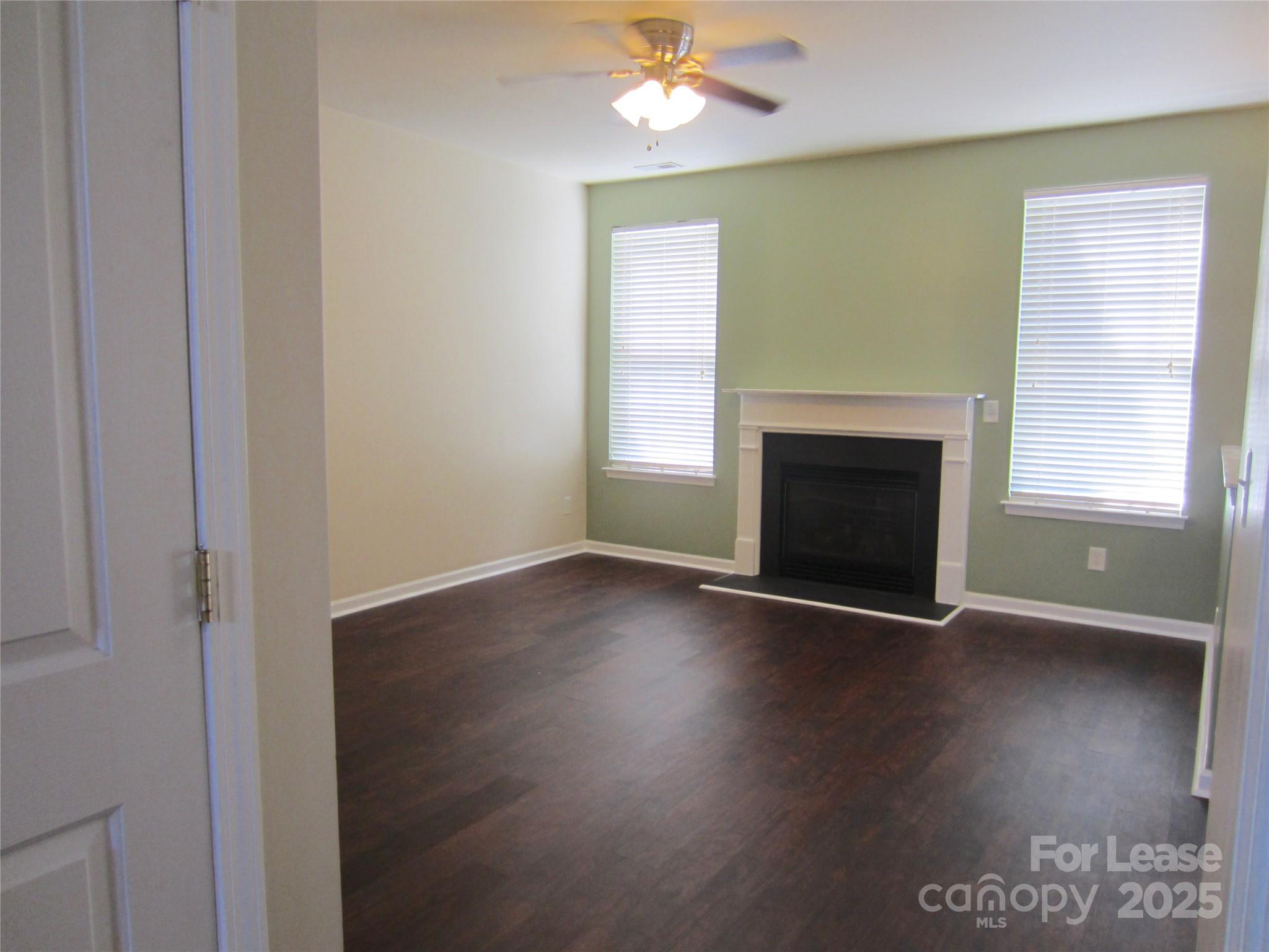 Bluffs at Waterside Crossing - Residential Lease