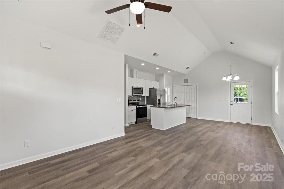105 Correll Street