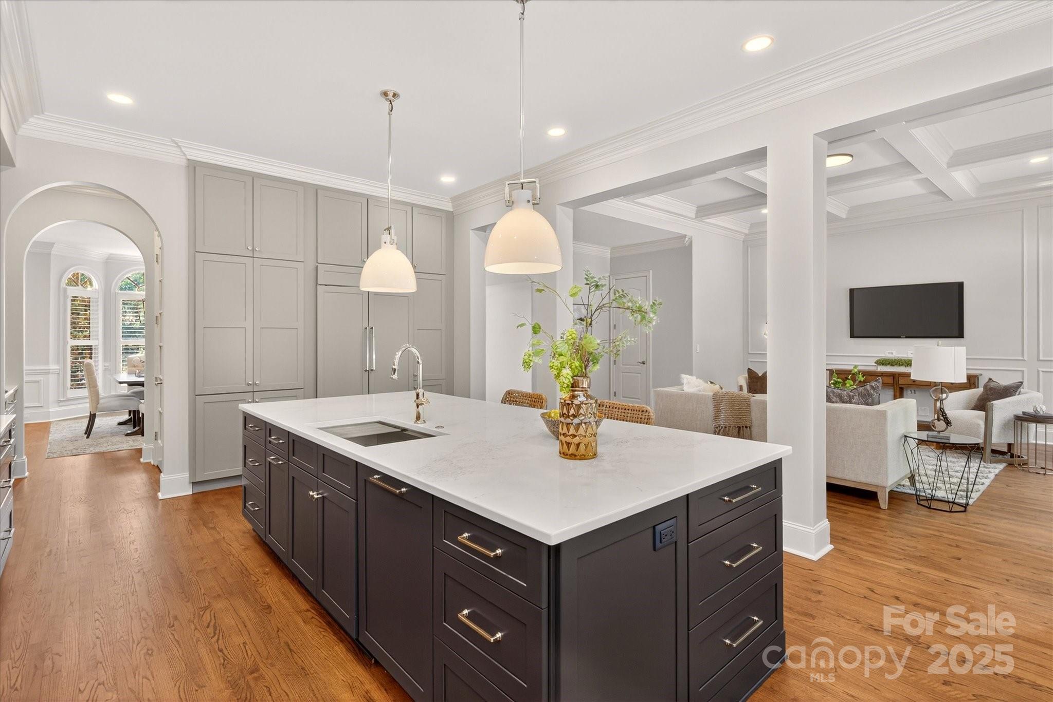 1029 Seminole Drive