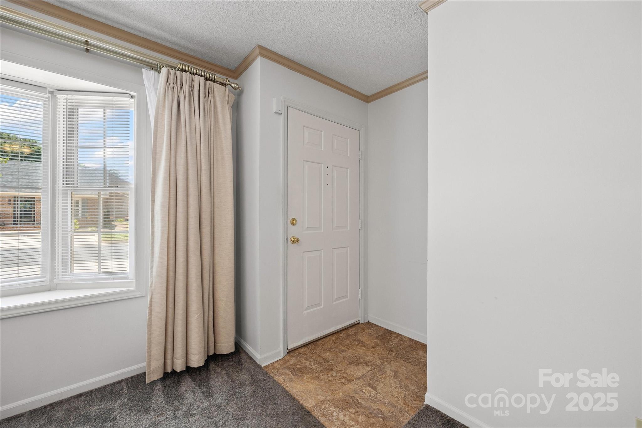 248 Pointe Circle