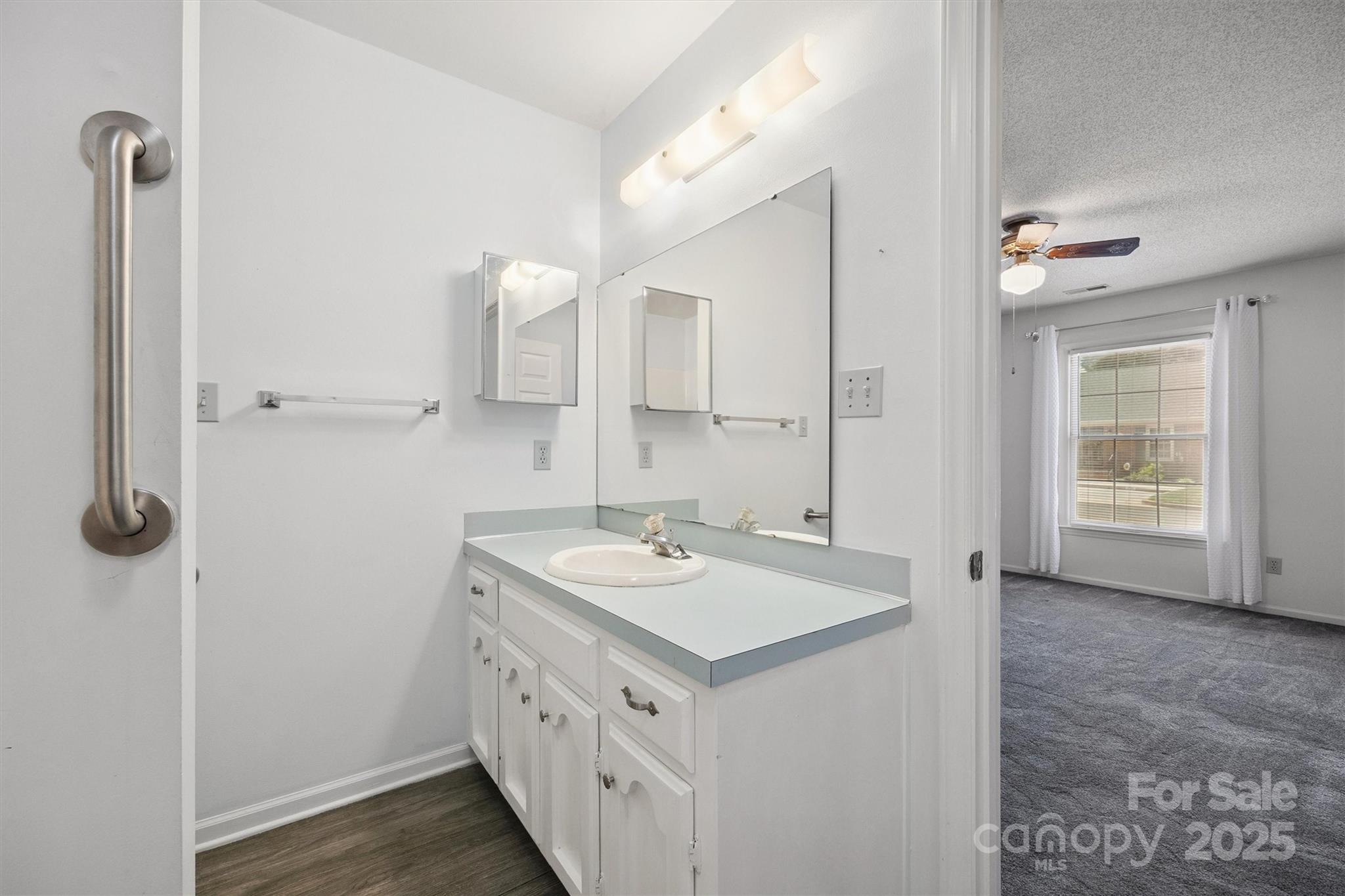 Olde Pointe - Residential