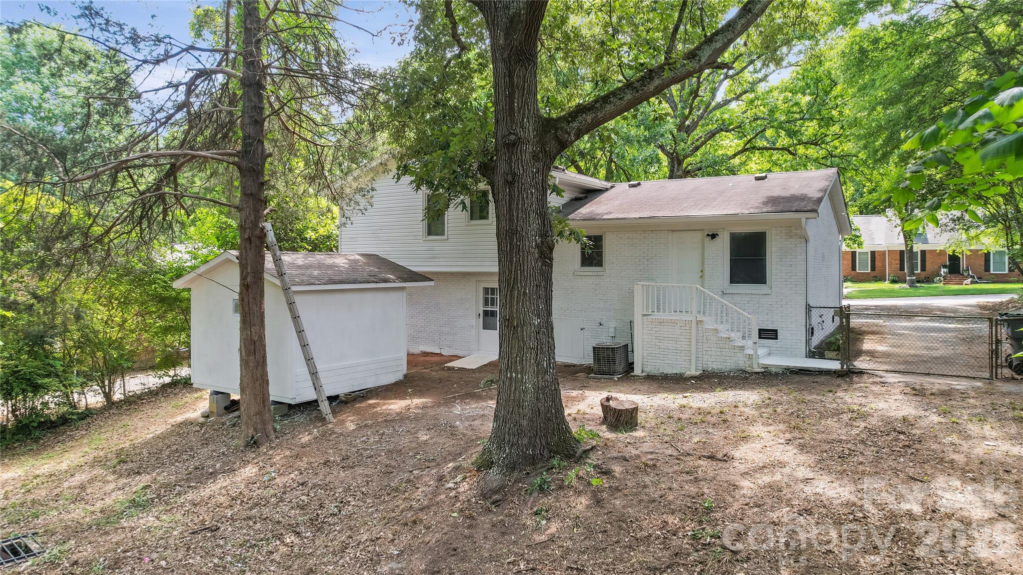 Forest Pawtuckett - Residential