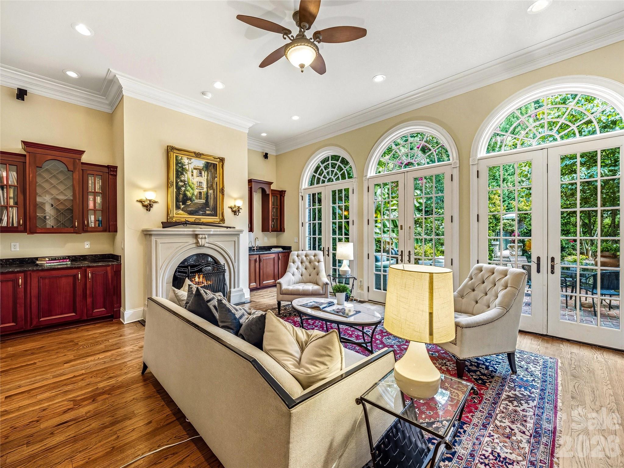 150 Rainbow View Drive