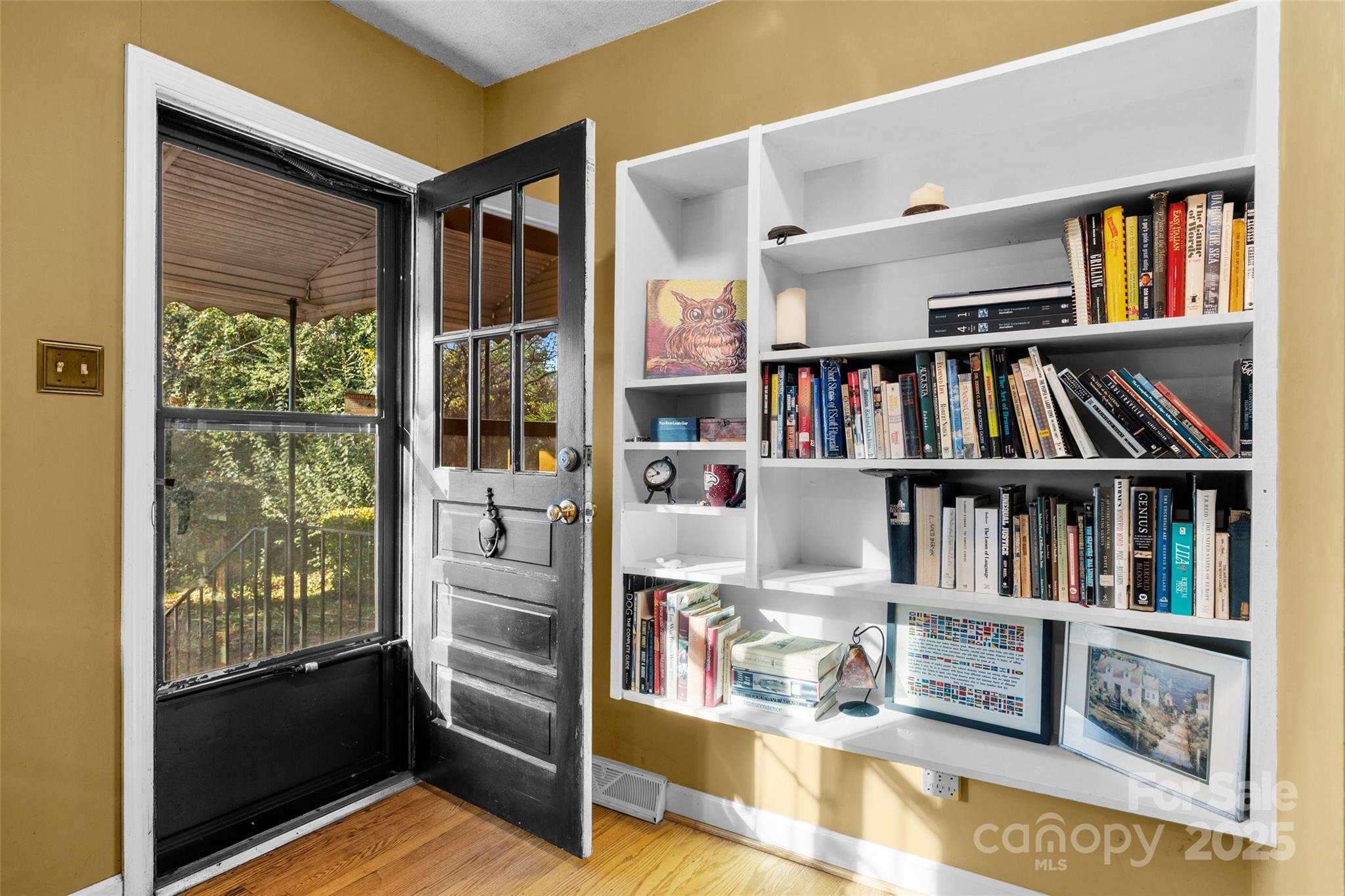 601 Country Club Drive