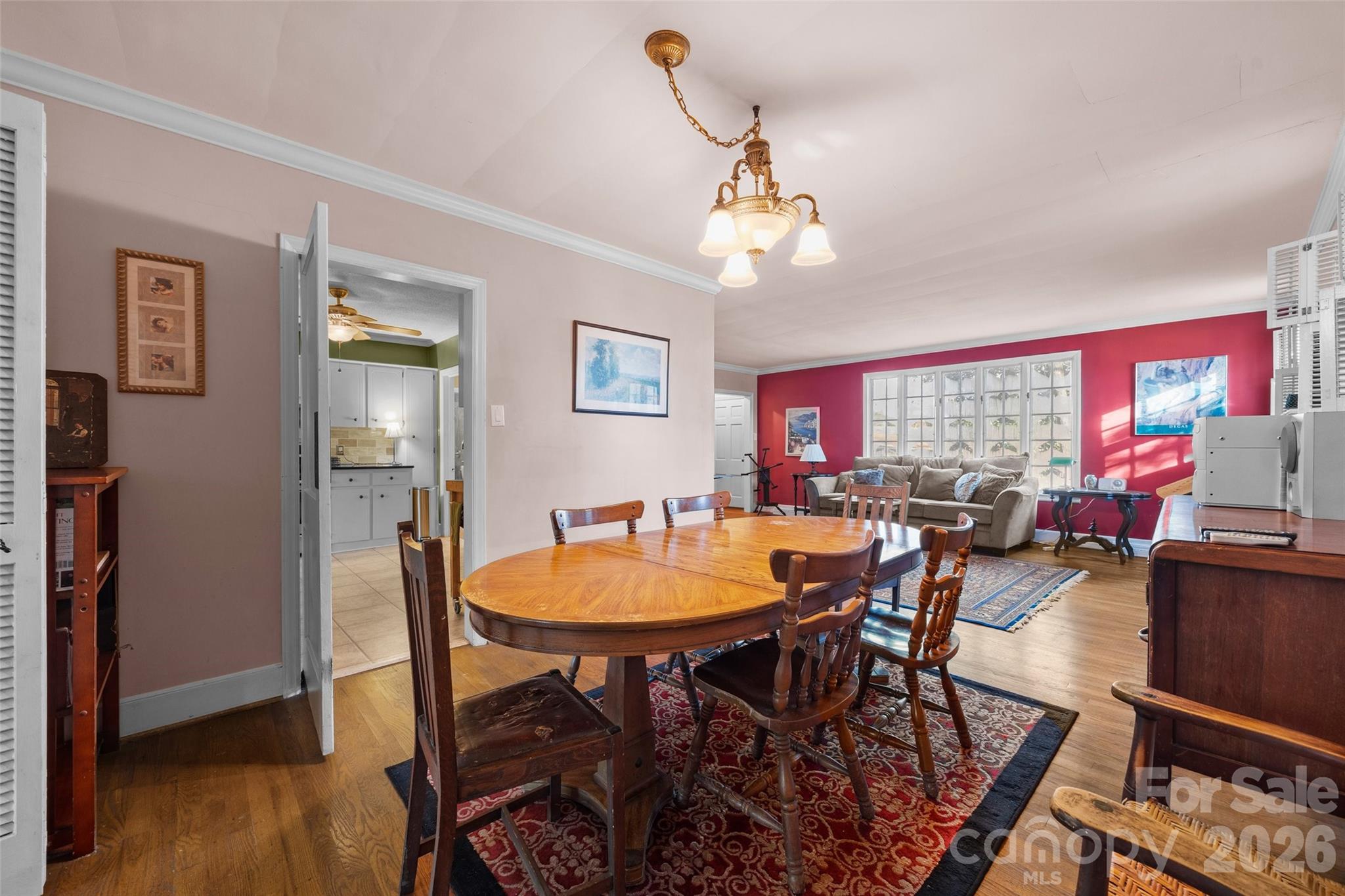 Country Club Estates - Residential