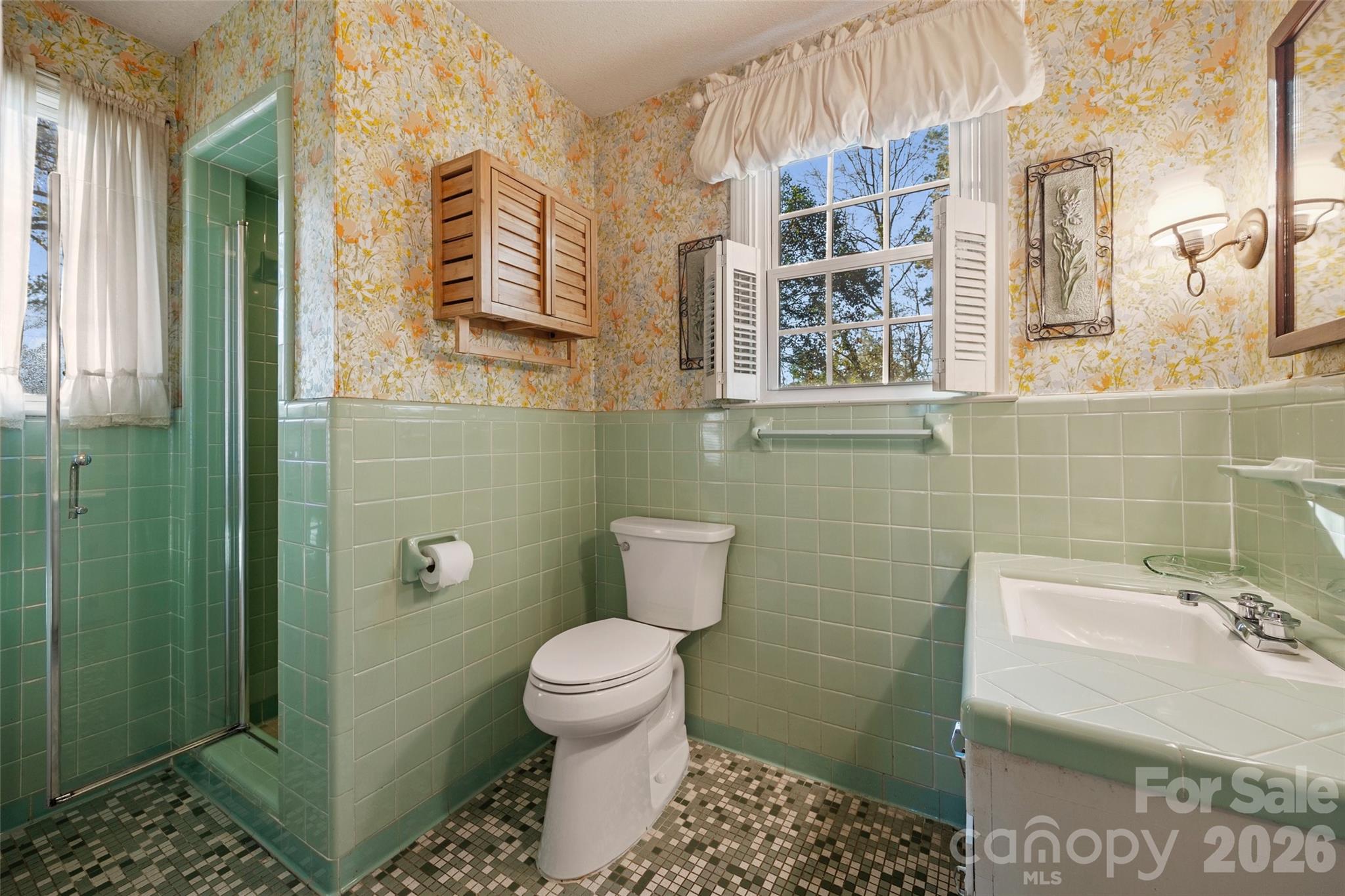 Country Club Estates - Residential