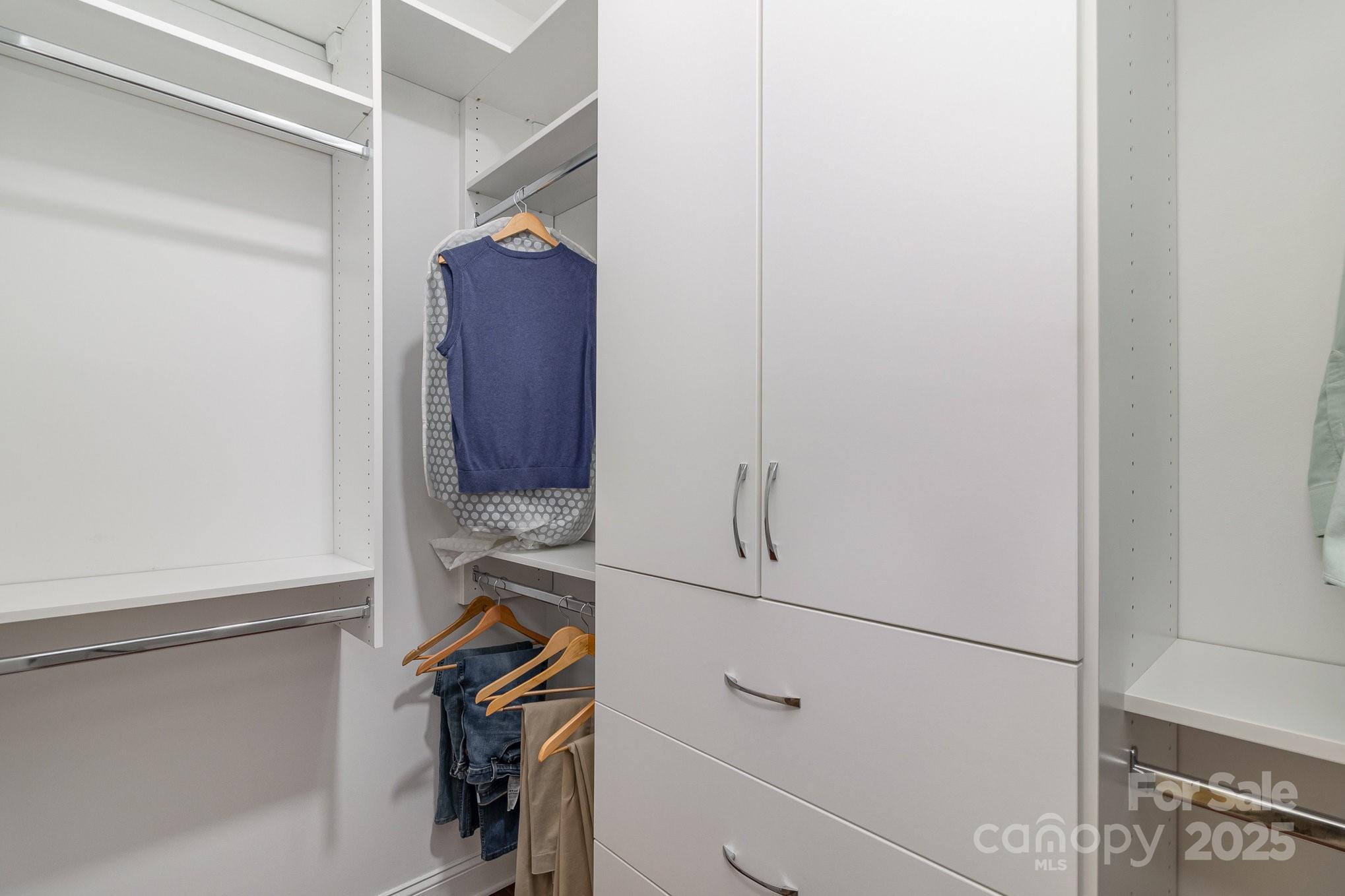 Summers Walk - Residential