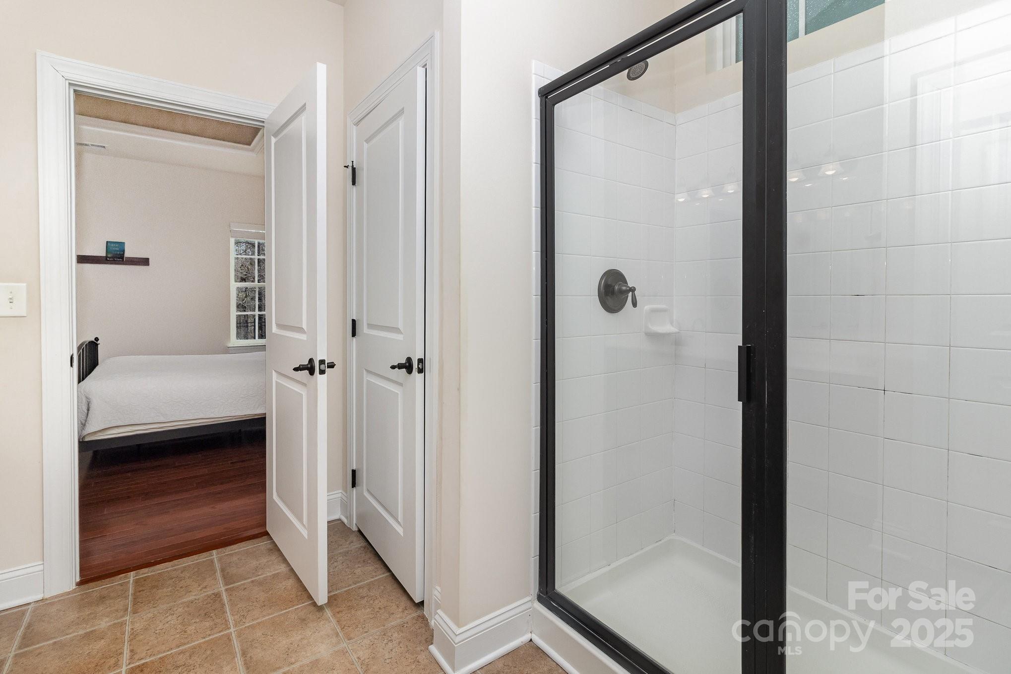 Summers Walk - Residential