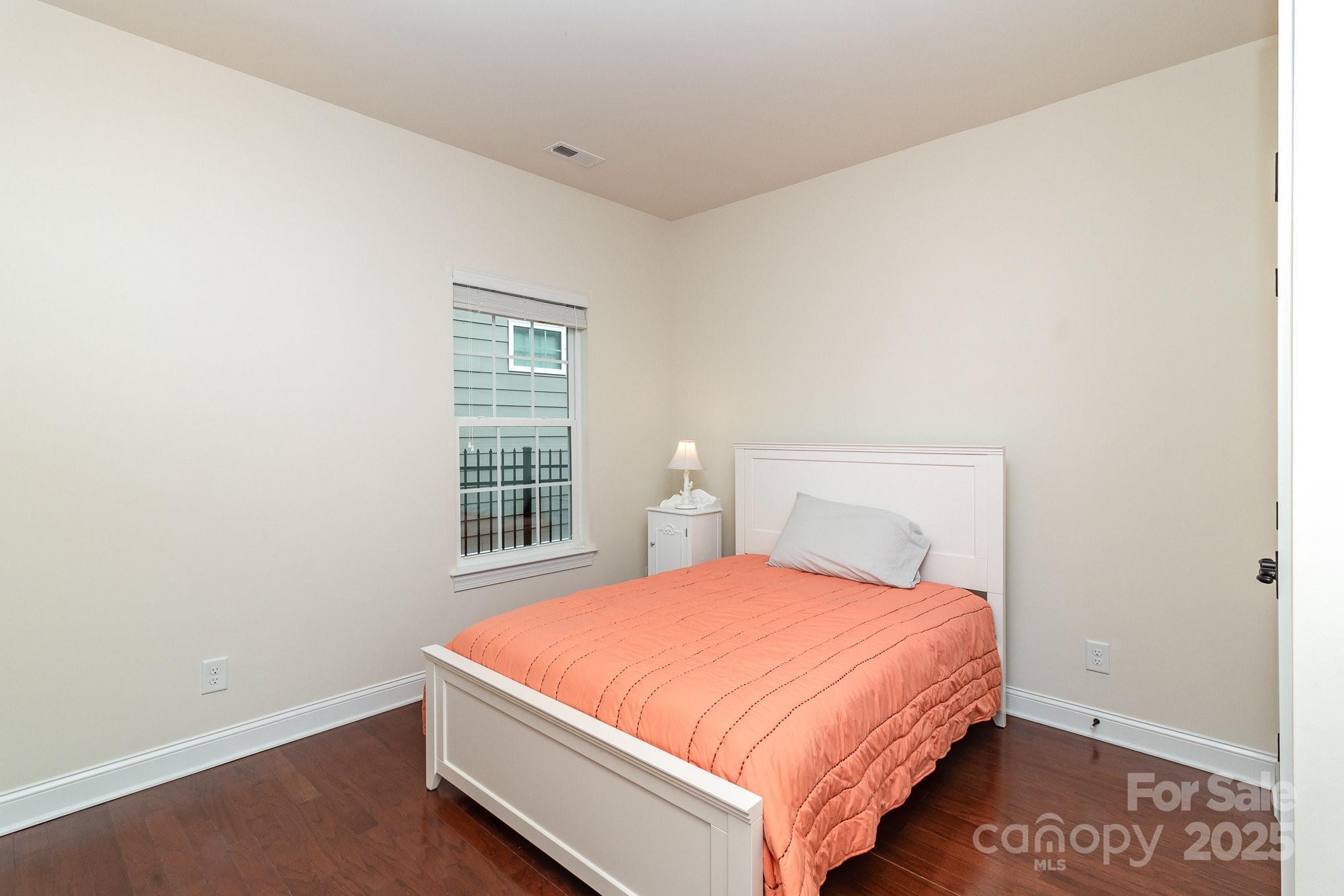 Summers Walk - Residential