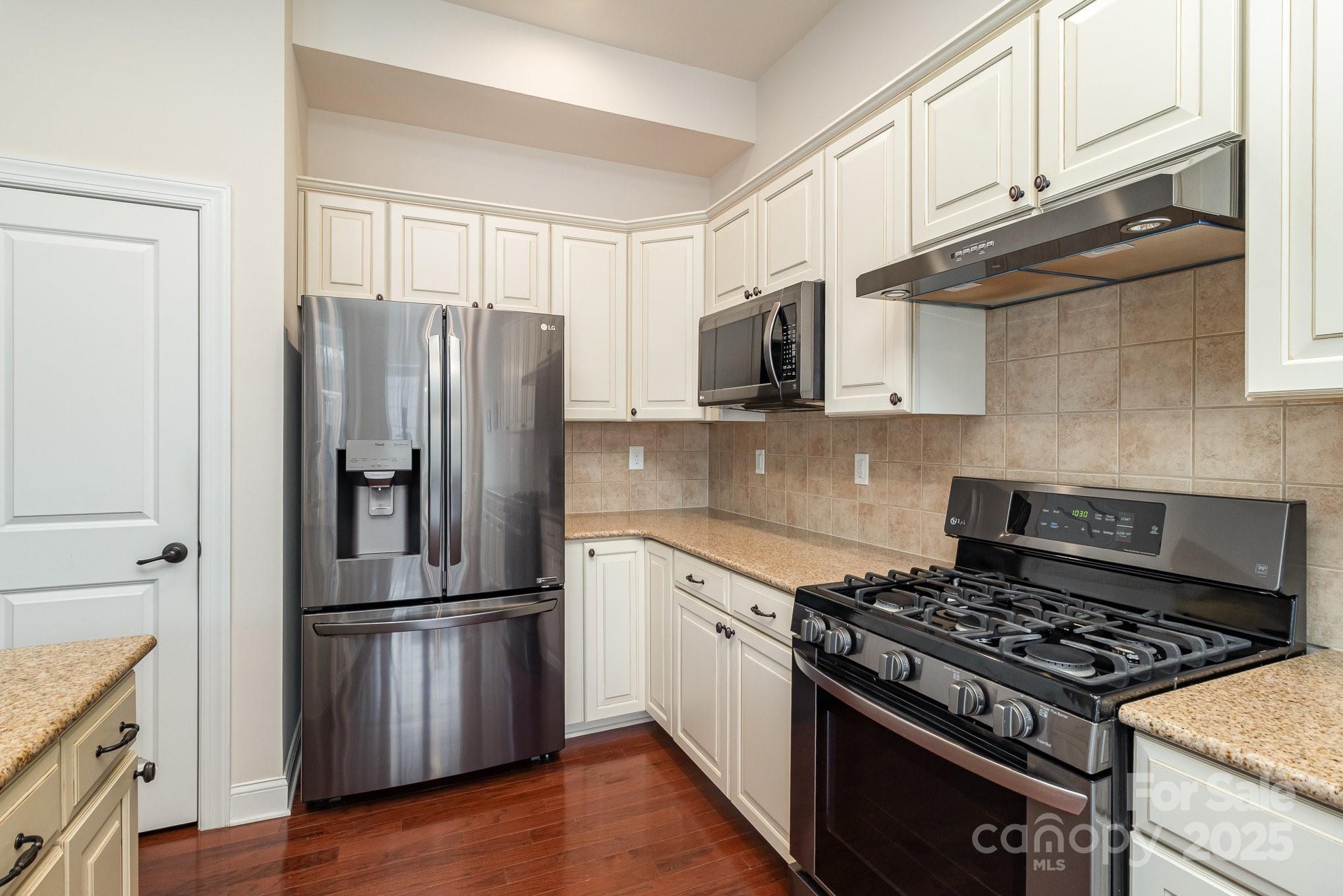 Summers Walk - Residential