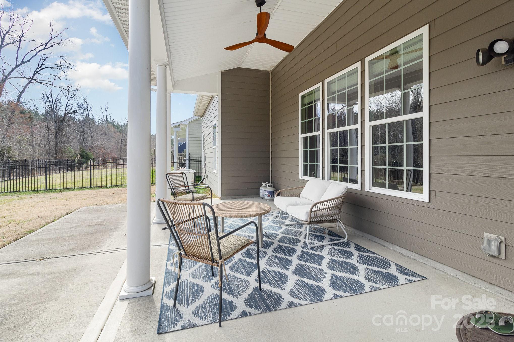 Summers Walk - Residential