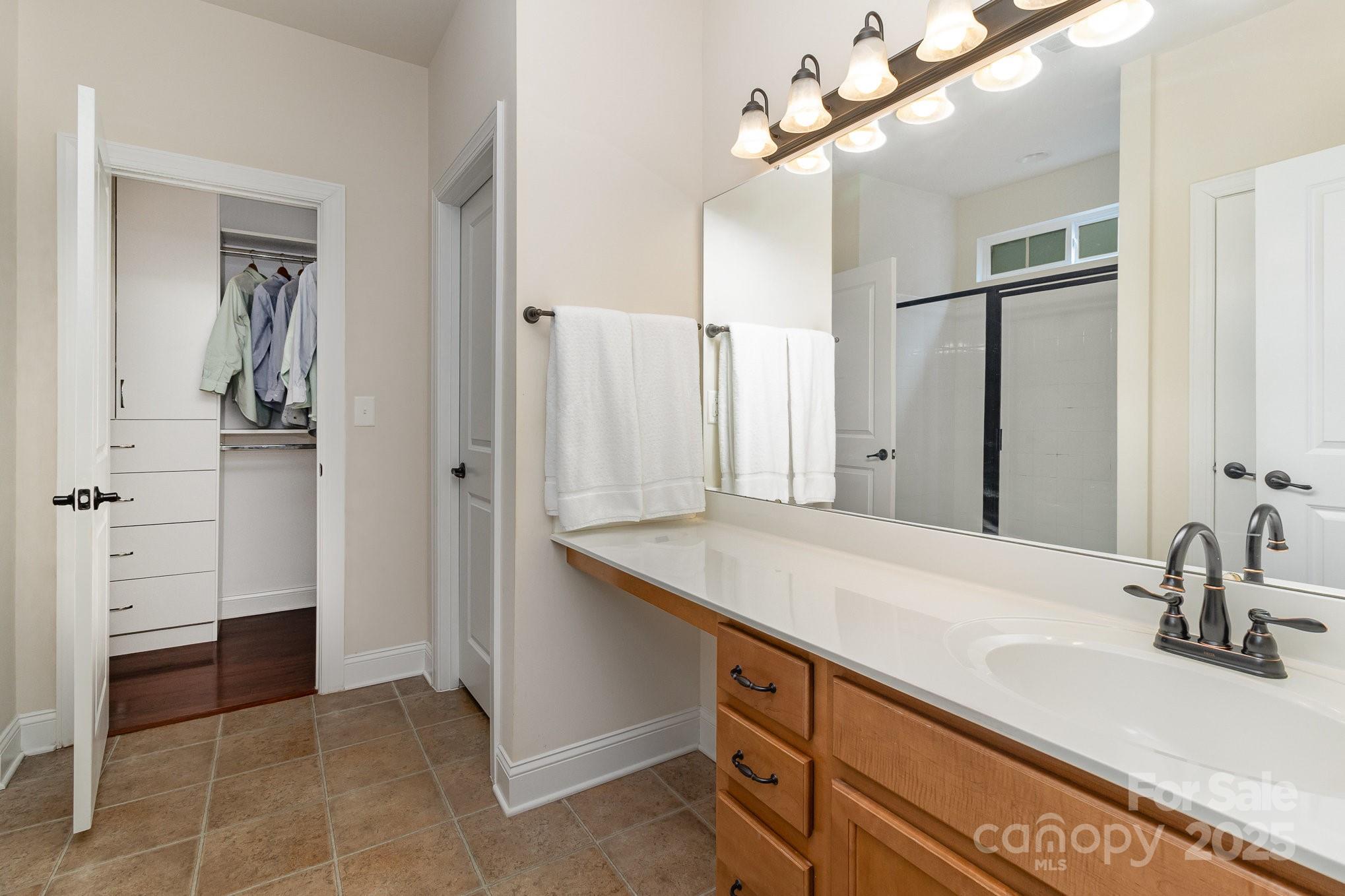 Summers Walk - Residential