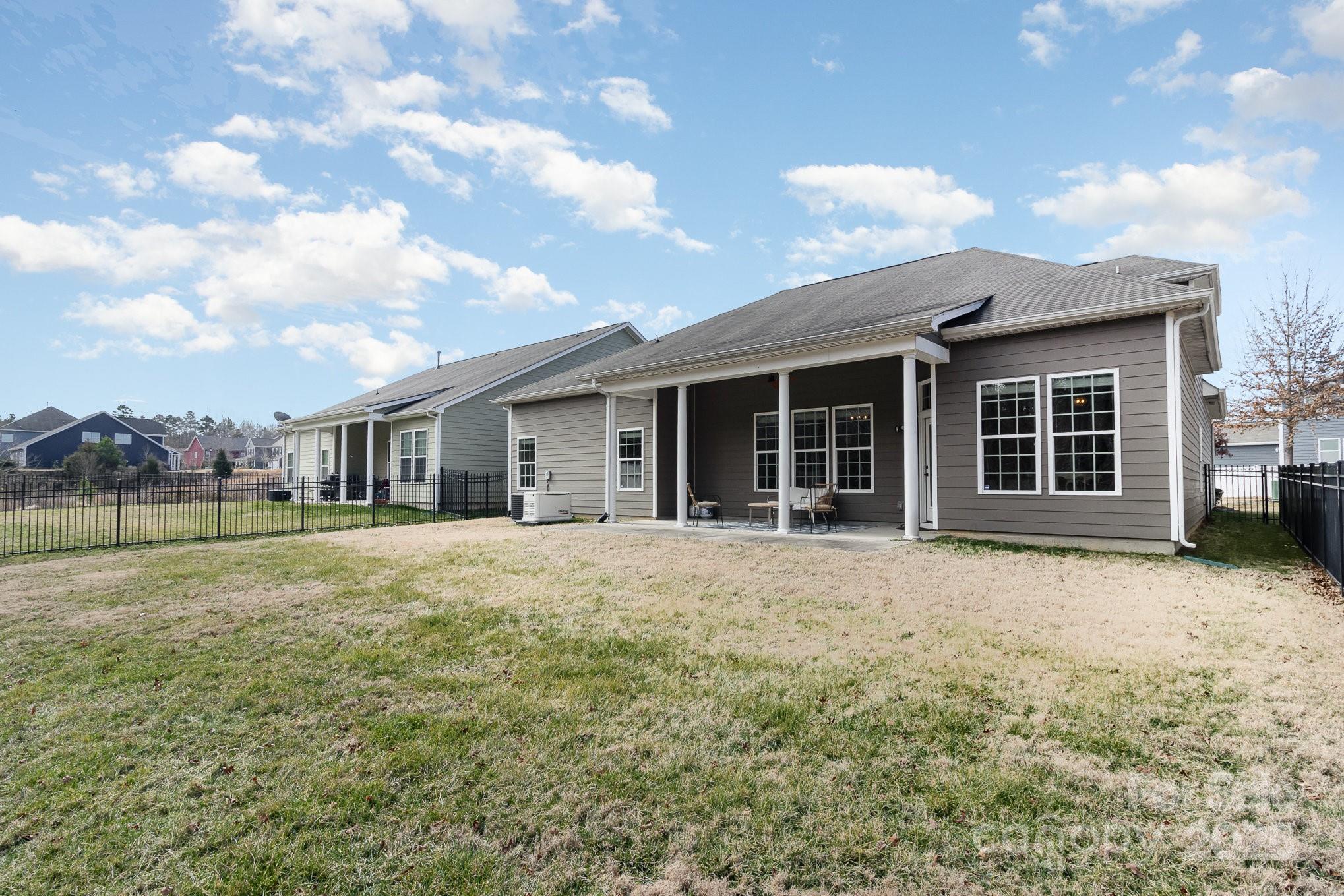 Summers Walk - Residential