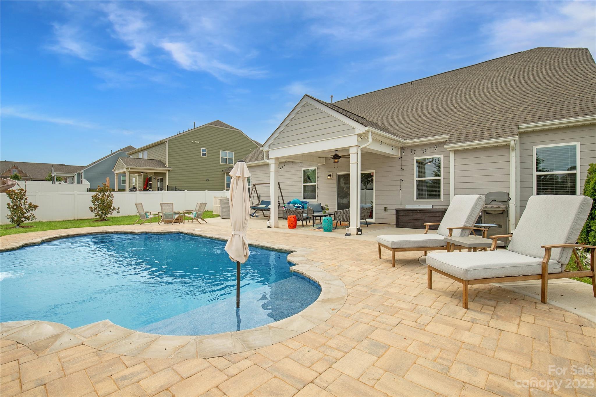 Wellesley - Residential